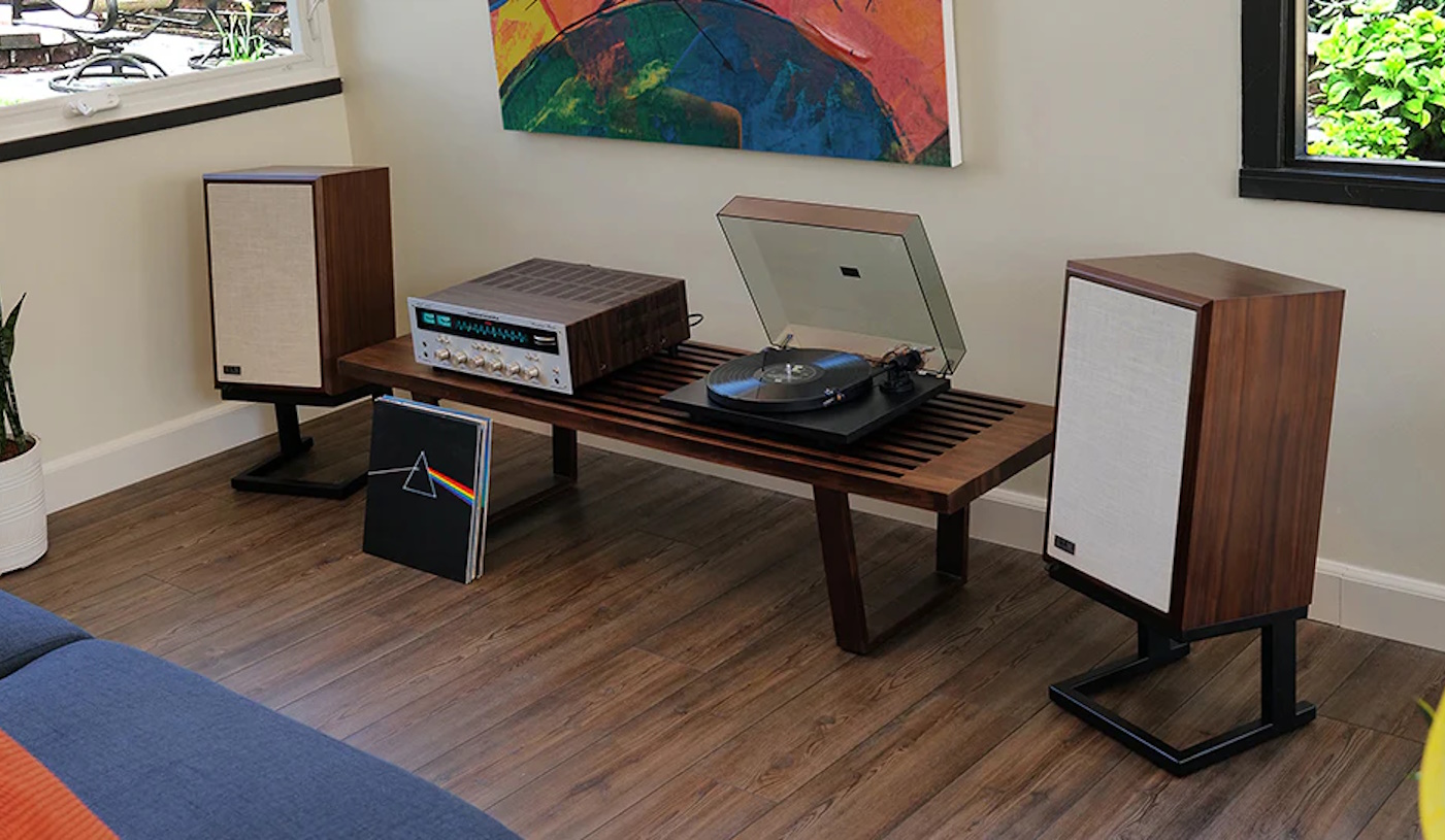 KLH Audio altavoces salón