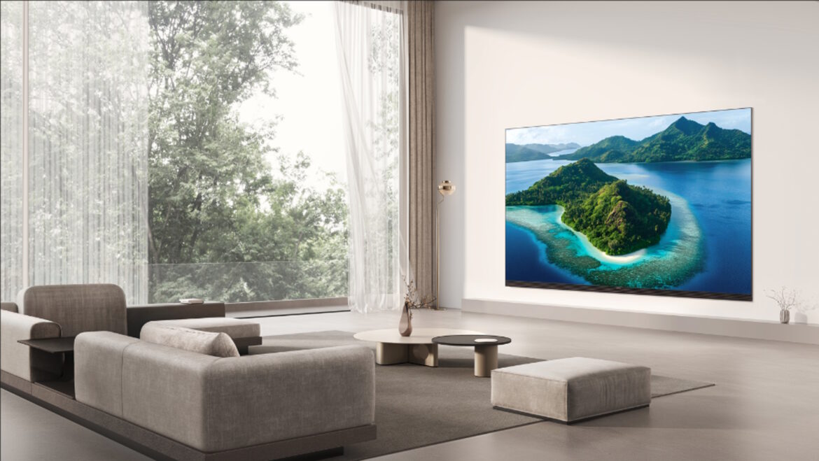 TCL QD-MiniLED lifestyle salón