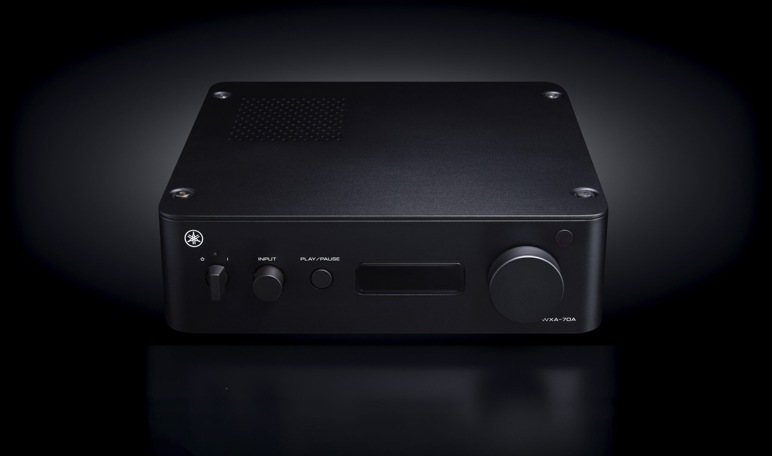 Yamaha WXA-70A diseño