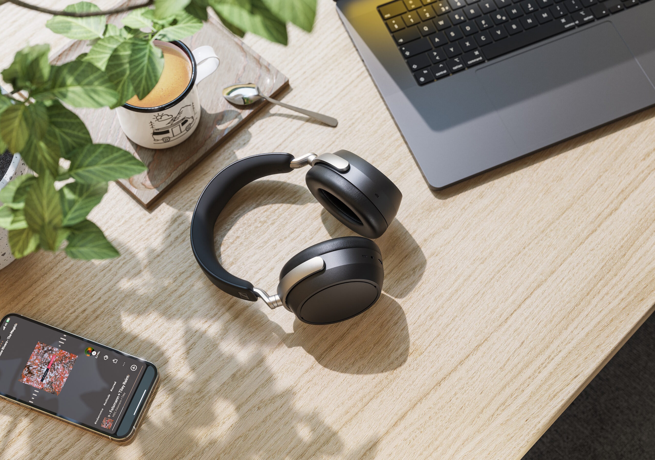 Sennheiser HDB 630 lifestyle